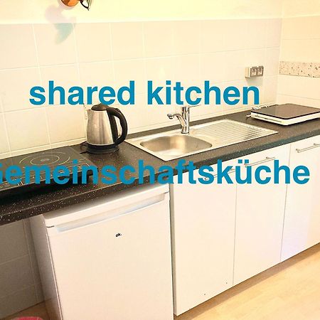 Apartment & Monteurzimmer เวียนนา ภายนอก รูปภาพ